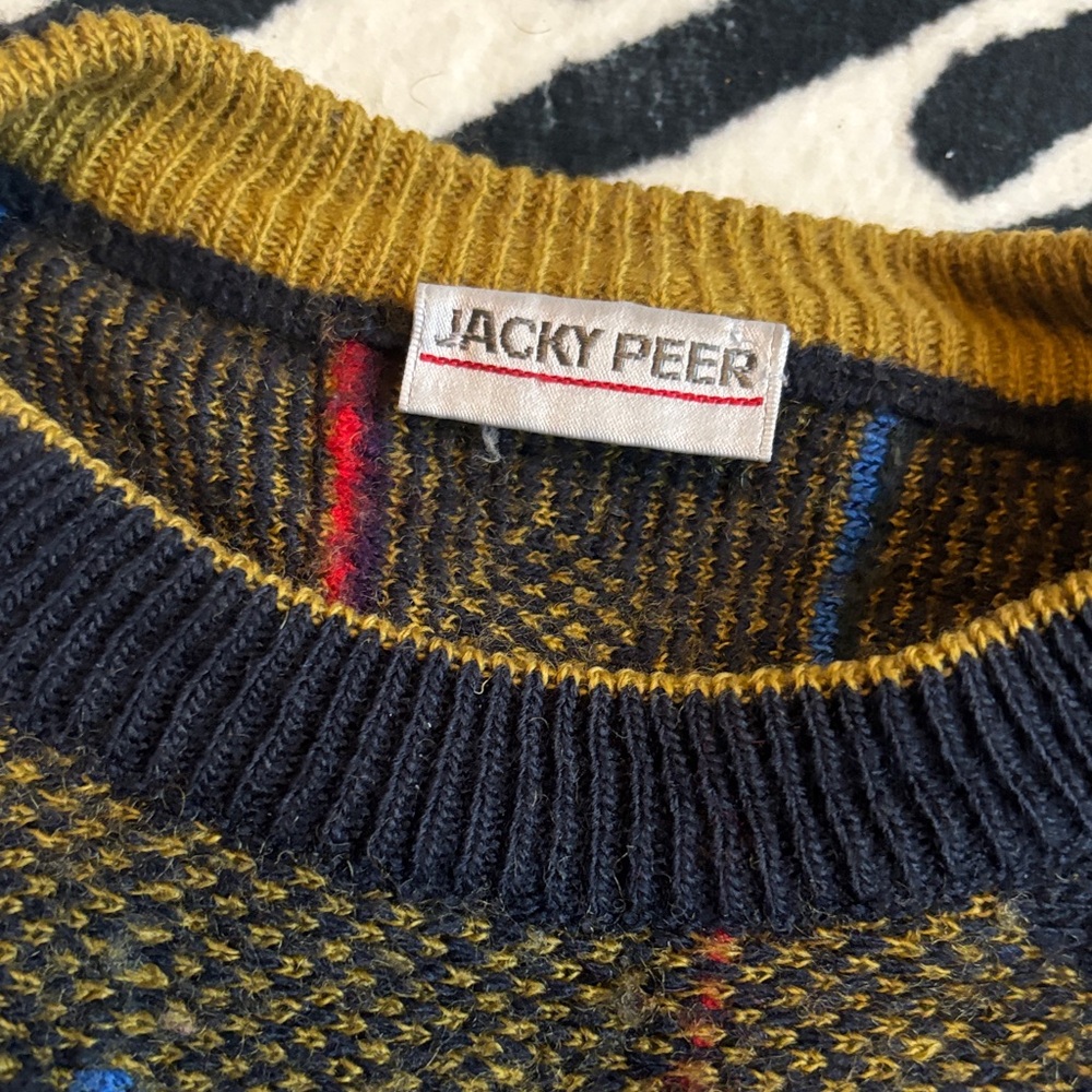 Vintage Black and Gold Sweater - Picture 2 of 4